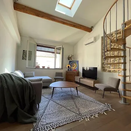 Sublime T2 Duplex Climatise Au Centre Ville! Apartmán