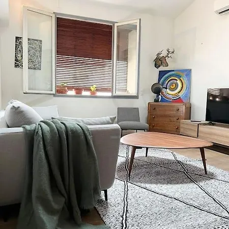 Sublime T2 Duplex Climatise Au Centre Ville!